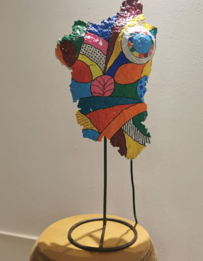 alice-ruelle-creation-carton-lampe-inspiration-niki-de-saint-phalle