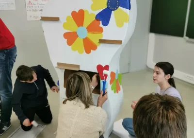 creation-et-carton-alice-ruelle-animation-atelier-carton-enfants-adultes-15
